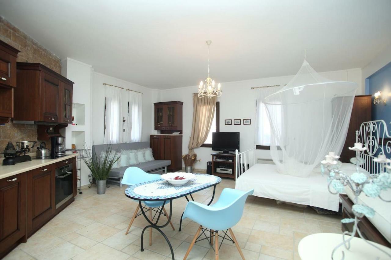 Beautiful Studio in traditional Afytos Halkidiki-UVC sterilized Exterior foto